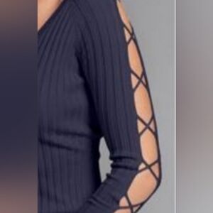 NWOT Venus Sleeve Detail Sweater